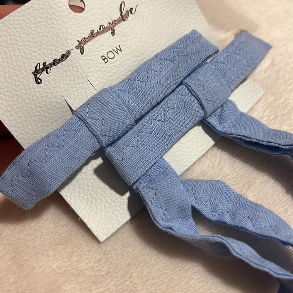 FREE PEOPLE Cutie Pie Bow - Picture 10 of 11
